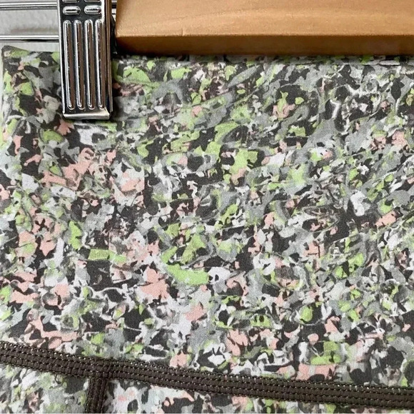 Sweaty Betty Super Sculpt 7/8 Leggings Green Pebble Size Small | High Waist - Picture 5 of 11